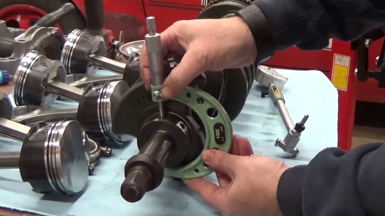 Measuring Crankshaft Bearing Clearance - DIY - YouTube