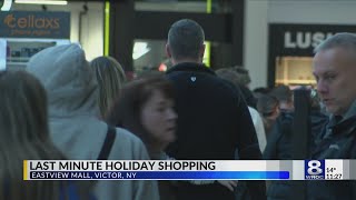 Holiday shoppers head to Eastview Mall for last minute gifts