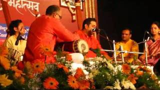 Shankar Mahadevan at Sawai Gandharva Bhimsen Festival 2011 - Saurabh Kakade