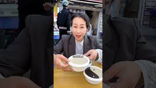 Come to Gongyi Street to eat and you can't miss this delicious black sesame paste Gaoji stone-gr