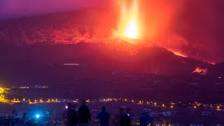 New Terrible explosion: Lava rock flows near the sea, A lava tsunami covers the island of Spain