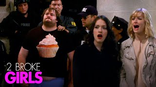 A Sick Freak is Arrested While Wearing Max's T-Shirt | 2 Broke Girls