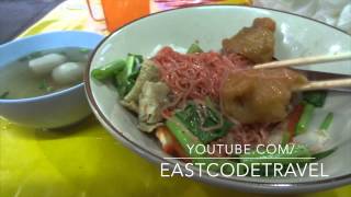 Yen ta fo red sauce noodle dry versionstreet food Thailand