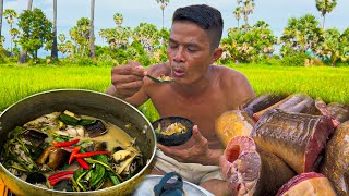 Natural Rural Life Coocking Steamed Eel With Amazing Chef