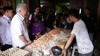 Mendag Tinjau Dua Pasar Rakyat di Palangkaraya