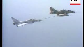 IAI Lavi refueling test with an A-4N Skyhawk (June 1987)