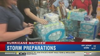 Floridians prepare for Hurricane Matthew