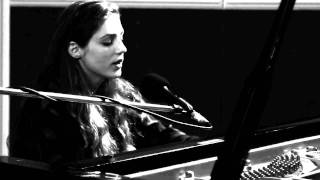 Birdy - People Help The People (Official Live Performance Video)