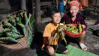 The orphan boy Khai and the old woman picked fruit and sold it for rice, learned how to make cakes