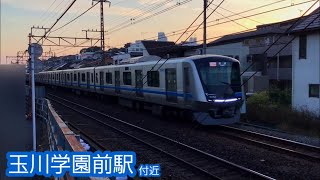 2020年12月撮影　小田急小田原線　玉川学園前駅付近