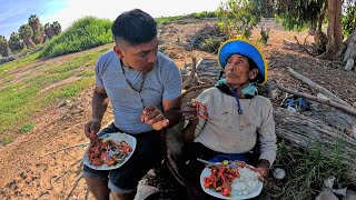 REGRESE a Visitar a la MAMITA JUSTINA de 85 AÑOS que VIVE solita en medio del CAMPO