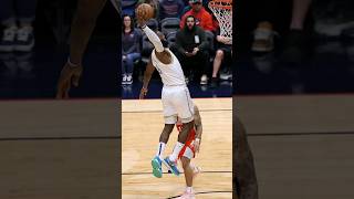 LeBron James with tomahawk dunk vs Pelicans | NBA highlights #shorts