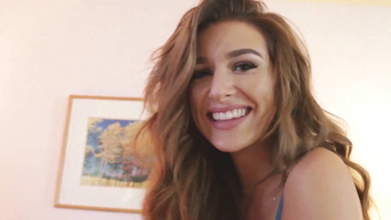 Molly Eskem