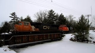 CN 5725 in Washago (06MAR2012)