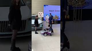 Very cool Hongqi H9 sedan - Auto China