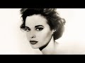 Gloria Vanderbilt- the poor little rich girl & the scandalous Vanderbilt dynasty