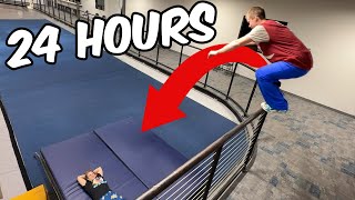 OVERNIGHT IN PARKOUR GYM (SNEAKING IN)