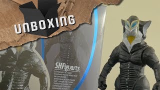 UNBOXING - Figuarts Alien Mephilas!