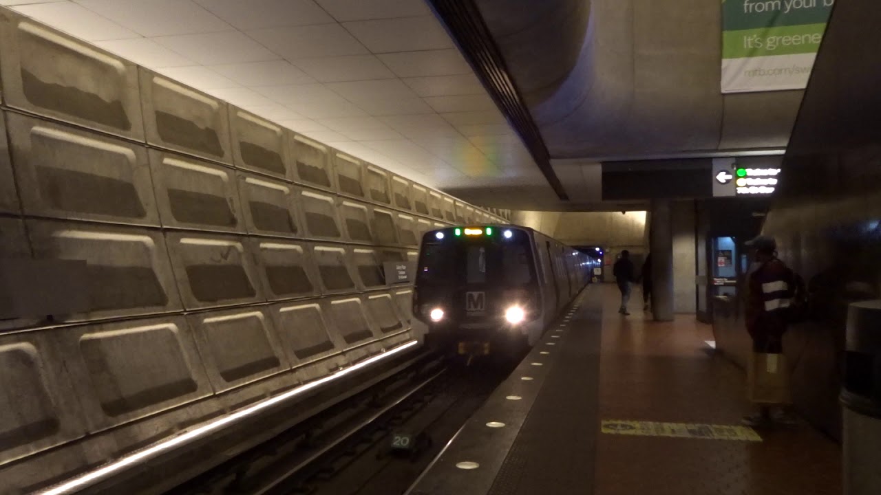 WMATA Metrorail: Greenbelt Bound 7000 Series Green Line Train Entering ...