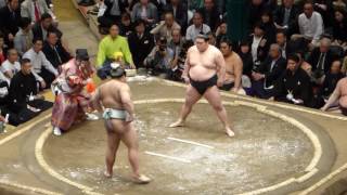 Sekiwake Takayasu (2-0) - Ozeki Goeido (1-1) , Sumo : Natsubasho '17