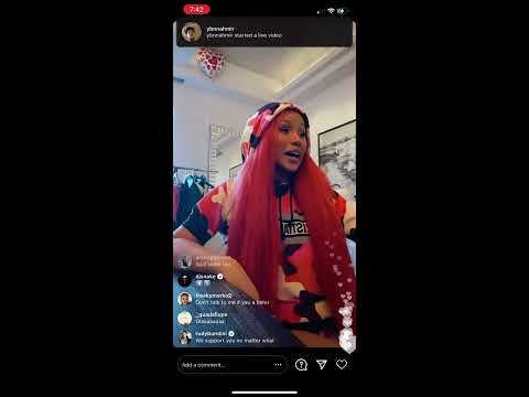 Cardi B Smells And Checked Her Breath 😂😂☠️🤒 - YouTube