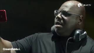 Carl Cox is playing T78-Fisto