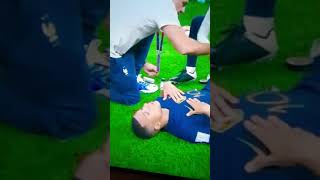 mbappe getting a leg massage lol :D