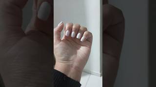 Apaixonada por esmalte clarinho #make