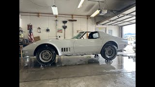 1968 Corvette EP24 Spraying primer on the Vette, Eastwood Contour Polyester primer, Vette in Primer