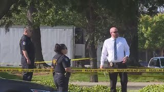 Body found in a shopping center parking lot in Sacramento's Parkway area