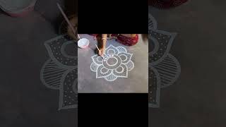 Easy round alpona design for Saraswati Puja / Saraswati Puja special simple round alpona design