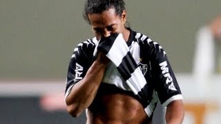 Ronaldinho Amazing Performance : Respect! vs Figueirense (5 October 2012)