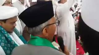RESMI!!! Dr  HABIB RIZIEQ SYIHAB Dilantik Sebagai IMAM BESAR UMAT ISLAM INDONESIA