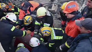 На Сумщині рятувальники ліквідовують наслідки ракетного удару / Апостроф TV