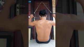 Latihan otot back menggunakan resistance band