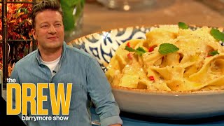 Jamie Oliver Shows Drew How to Make "Effortlessly Elegant Pasta"
