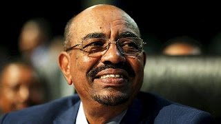 الرئيس السوداني يغادر جنوب إفريقيا بعد قرار قضائي بمنعه من السفر