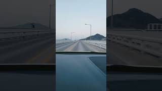 석모대교를 나가고 있어요 I'm leaving Seokmo island Bridge in South Korea