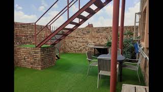 GUESTHOUSE WITH LAND FOR SALE IN FOCHVILLE R 12 900 000