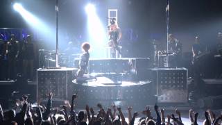 Rihanna feat  Britney Spears   S&M Live at Billboard Music Awards 2011 HDTVRip 720p