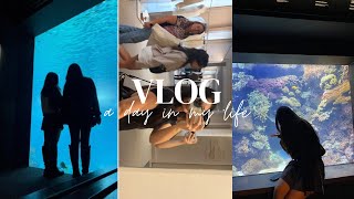 A day in my life| skin care, shopping, going out with my friend.