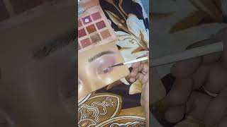 The only eye makeup look you need for everyday soft glam looks #makeup #eyeshadowtutorial