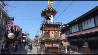 高山祭屋台の総曳き揃え②