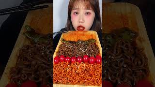 #asmr #mukbang #eating #noodles #two #flavors #spiccy #yummy