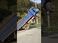 amazing skills from this truck driver 😱