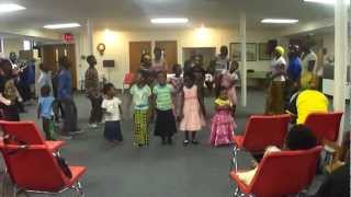 Turagushimiye Twebwe By: Kids Choir\