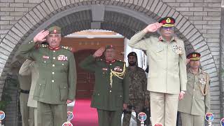 Bahrain National Guard Commander, Pakistan CJCSC Discuss Defense Cooperation