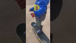 Baby Skateboarding | Skateboarding Baby