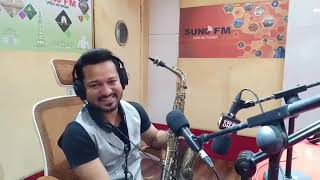 Lenny Massey , Saxophone player live in Volume Barha Do with Neghat Qureshi  on SUNO FM 89.4