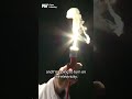 freezing a lightbulb with liquid nitrogen shorts